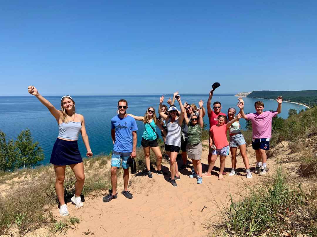 Empire Lakeshore Inn主图