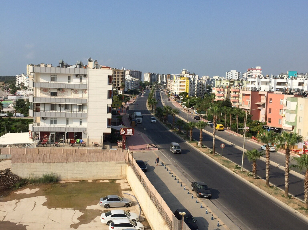 Hotel Mediterranean Resort主图