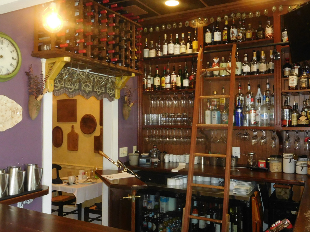 The Charlotte Hotel and Restaurant主图