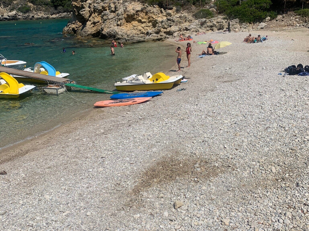 Agios Petros Beach景点图片