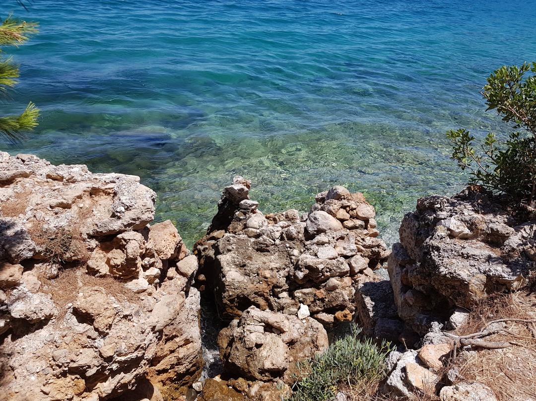 Orea Eleni Natural Thermal Spring-Loutra Elenis必去景点