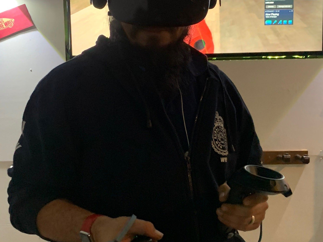 Central Coast Virtual Reality-恩瑞斯必去景点