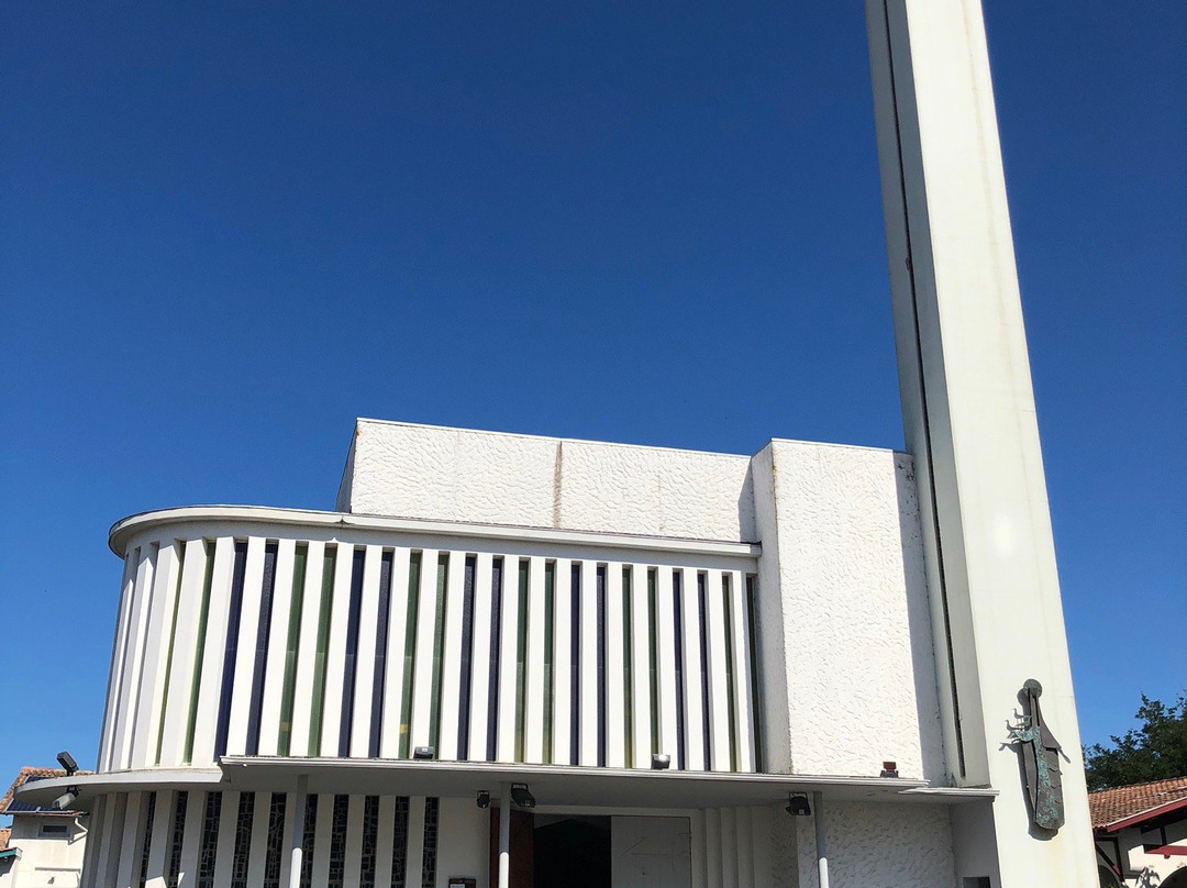 Notre Dame des Flots-Cap-Ferret必去景点