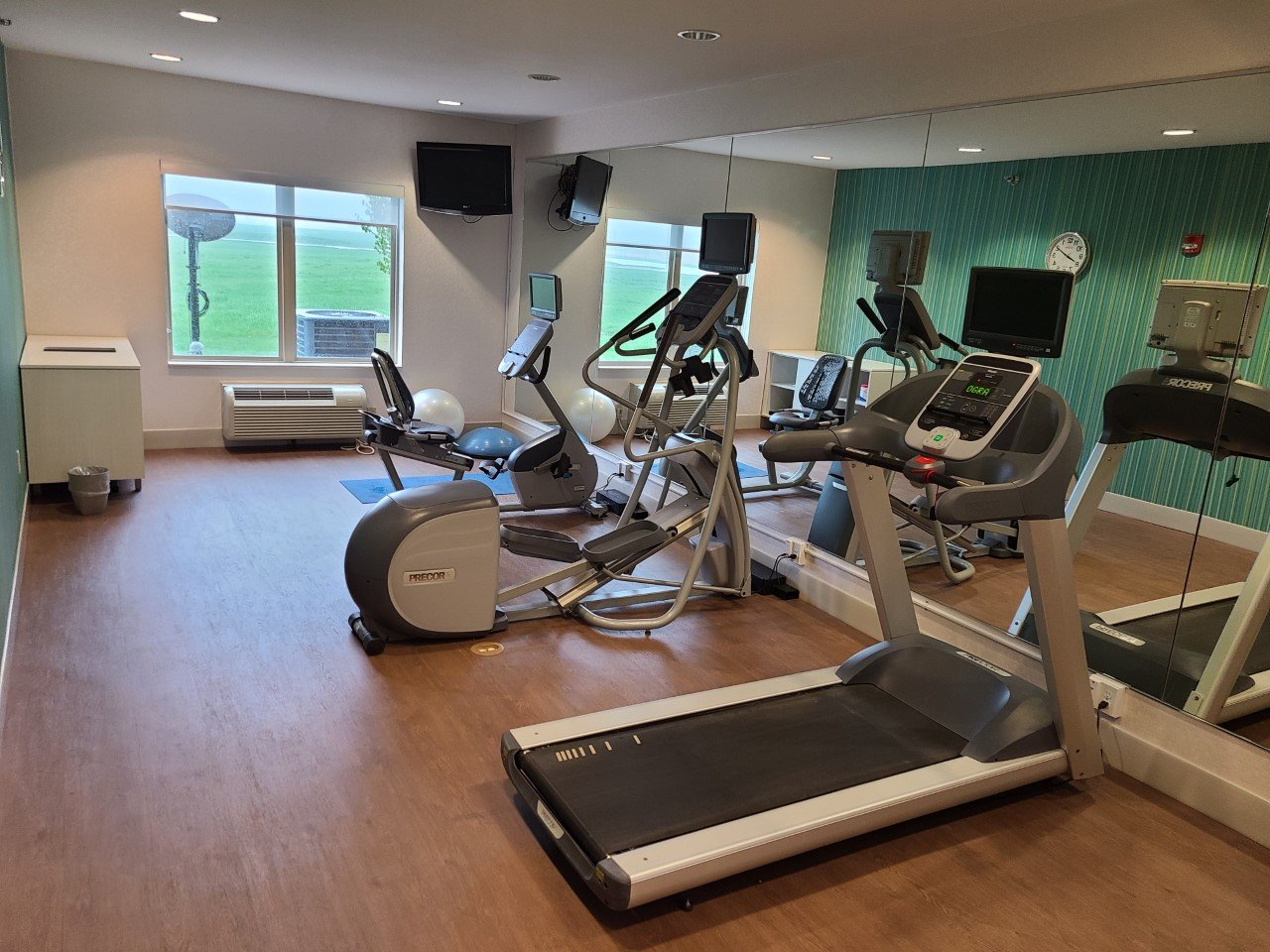 Holiday Inn Express & Suites Sheldon-官方