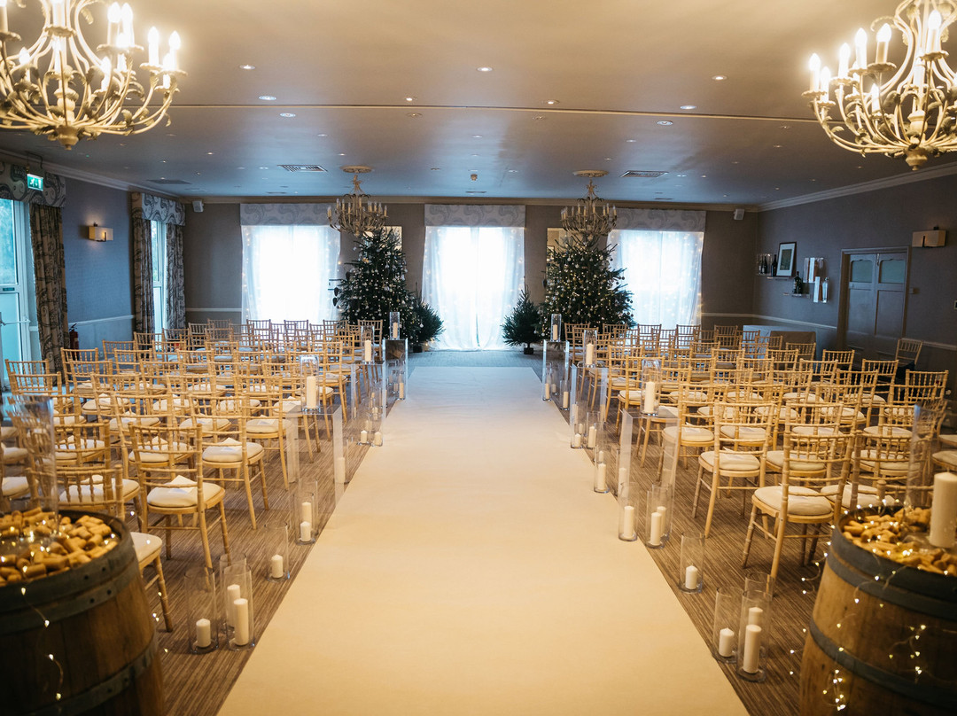 The Vineyard Hotel & Spa主图