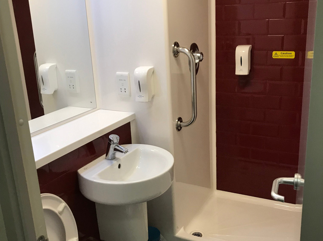 Travelodge Huddersfield主图
