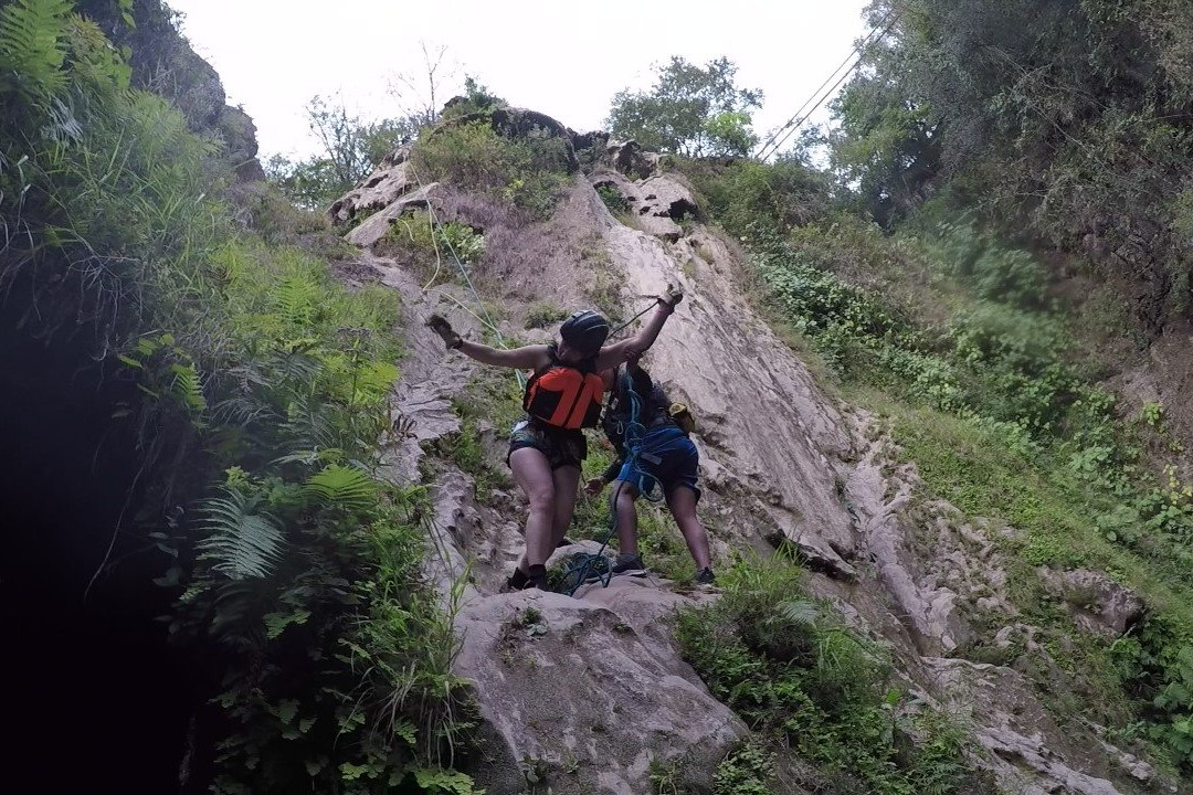 Cascada Minas Viejas-El Naranjo必去景点
