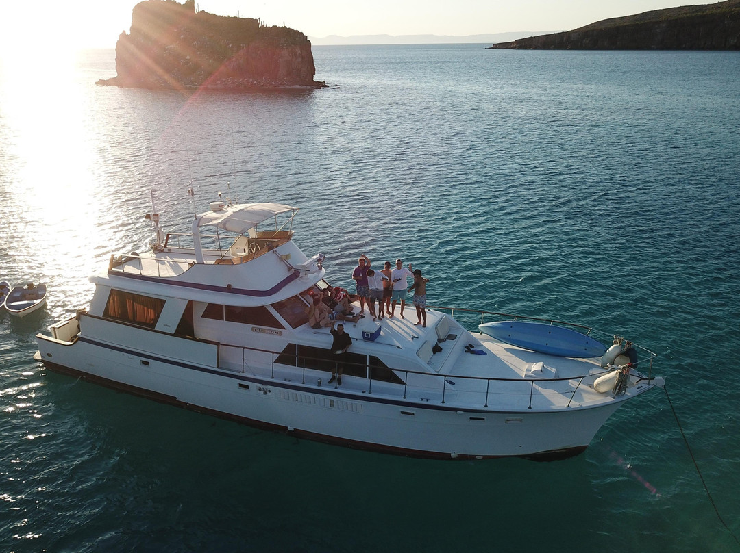 Quiana Baja Tours-拉巴斯必去景点