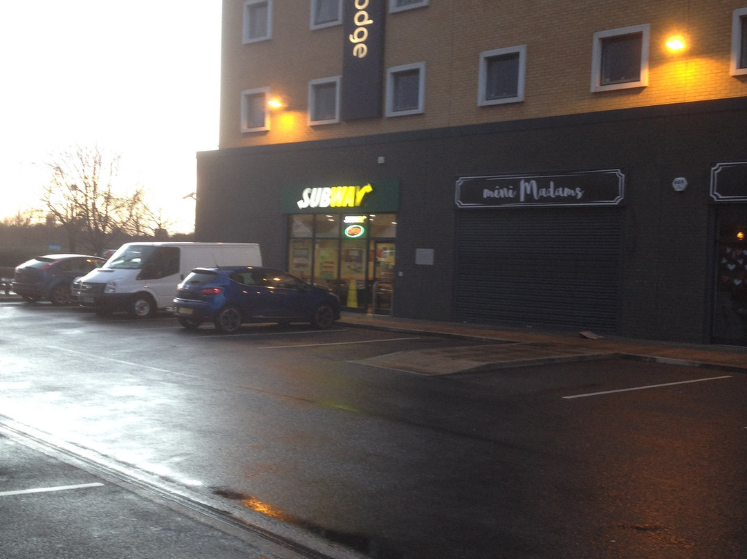 Travelodge Liverpool Stonedale Park主图