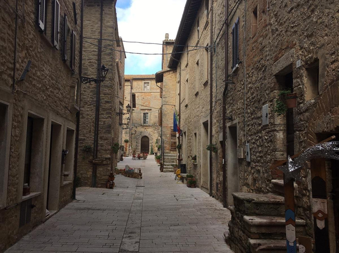 Castello di San Terenziano-San Terenziano必去景点