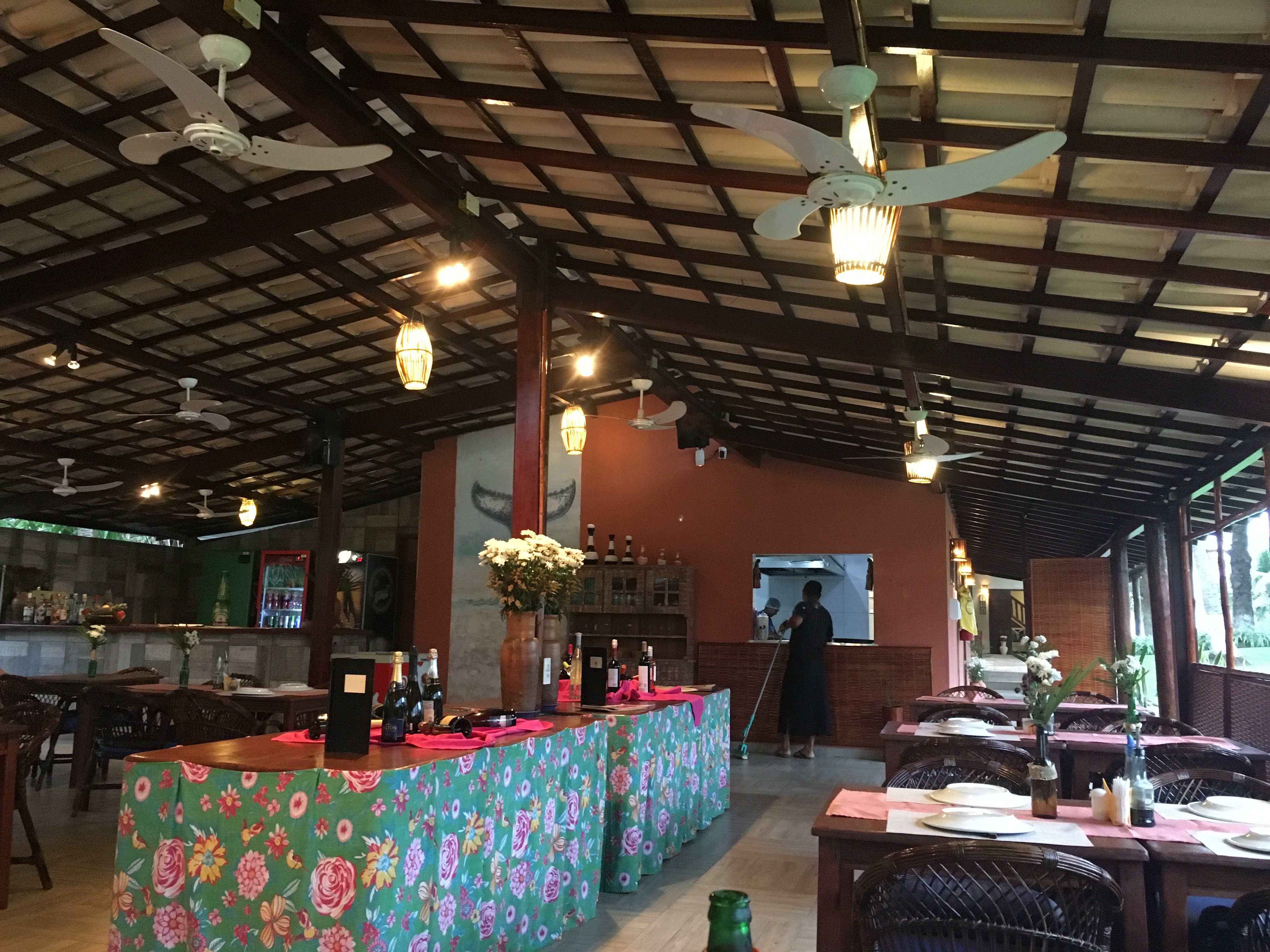 Pousada Praia Das Ondas Pe Na Areia-餐饮