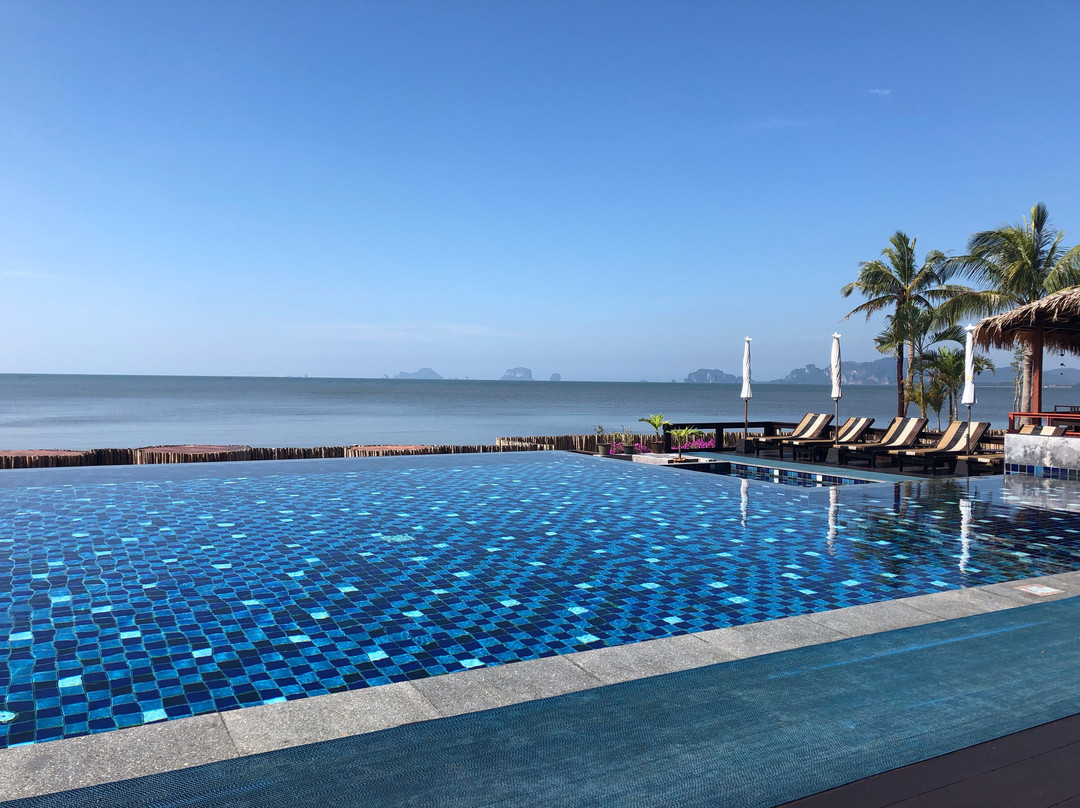 海岛别墅度假村主图