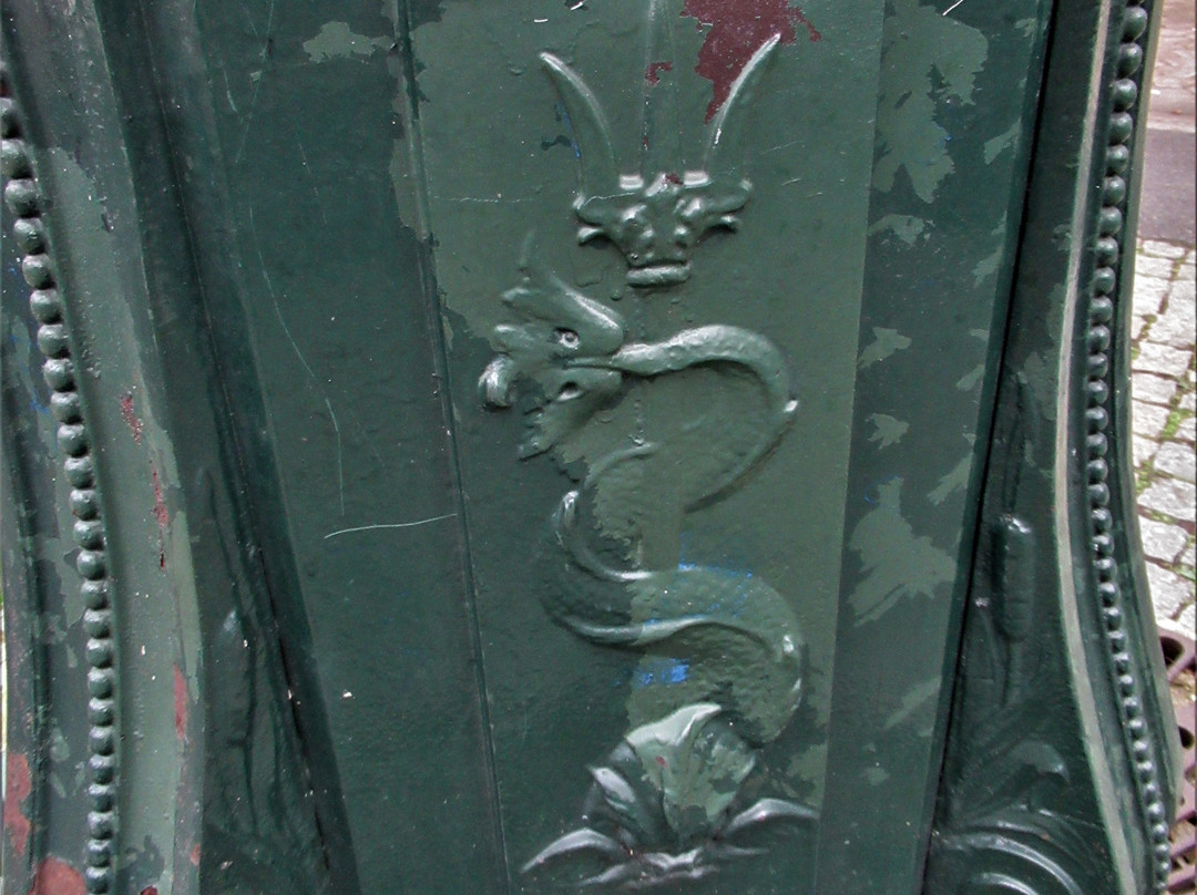 Fontaine Wallace-Choisy-le-roi必去景点