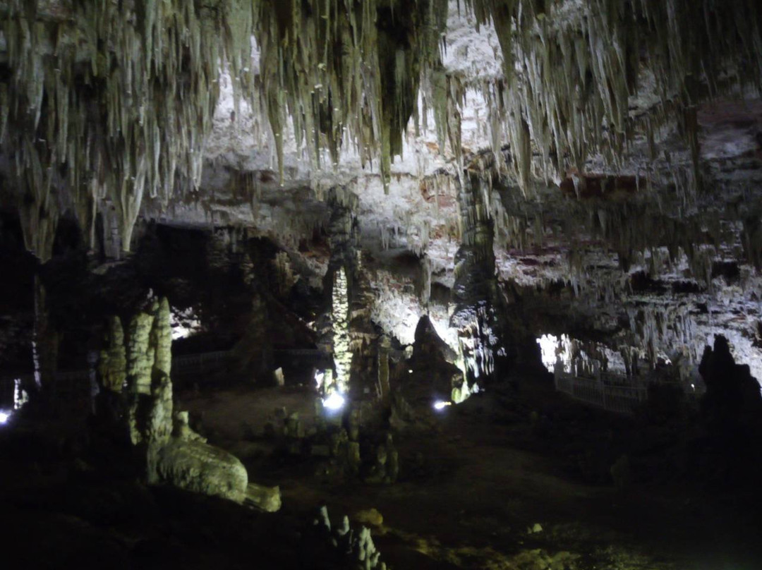 Les Grottes de Beni Add景点图片