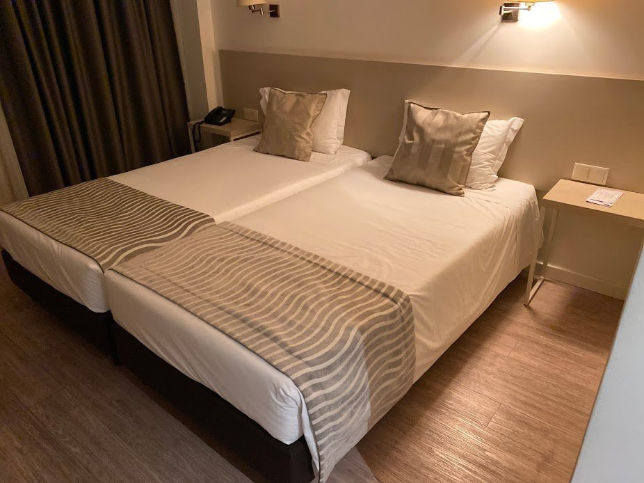 Hotel Black Tulip主图