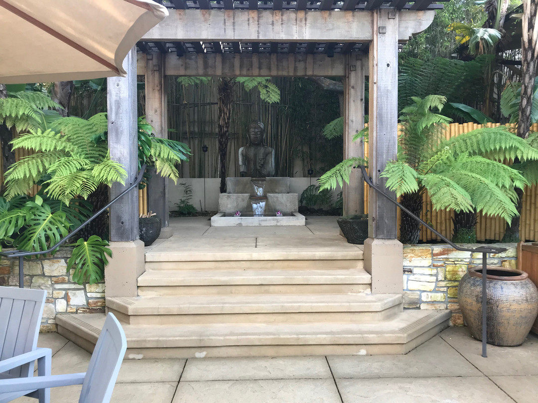 贸易风卡梅尔酒店主图