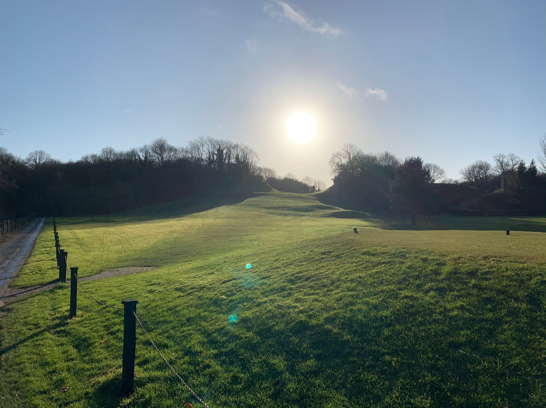 Esker Hills Golf Club景点图片