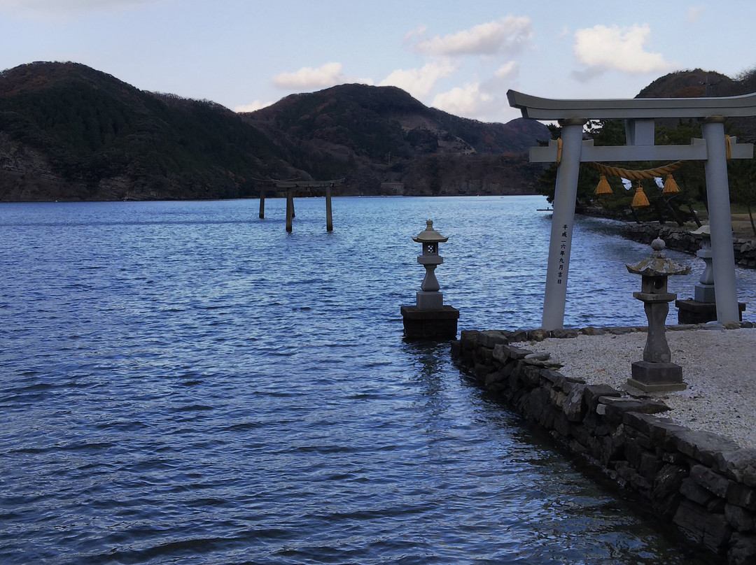 Watatsumi Shrine景点图片