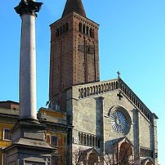 Piazza Duomo景点图片