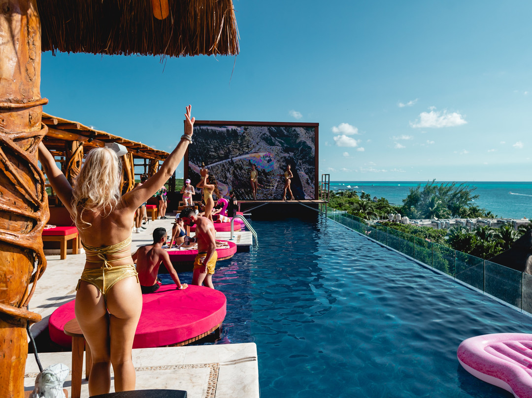 TOP by Beló-女人岛必去景点