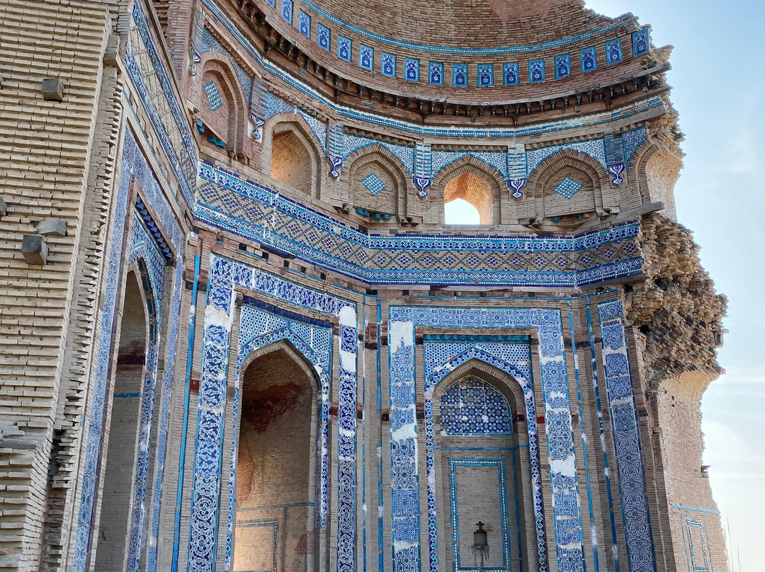 Mausoleum of Bibi Pak Daman-Multan必去景点