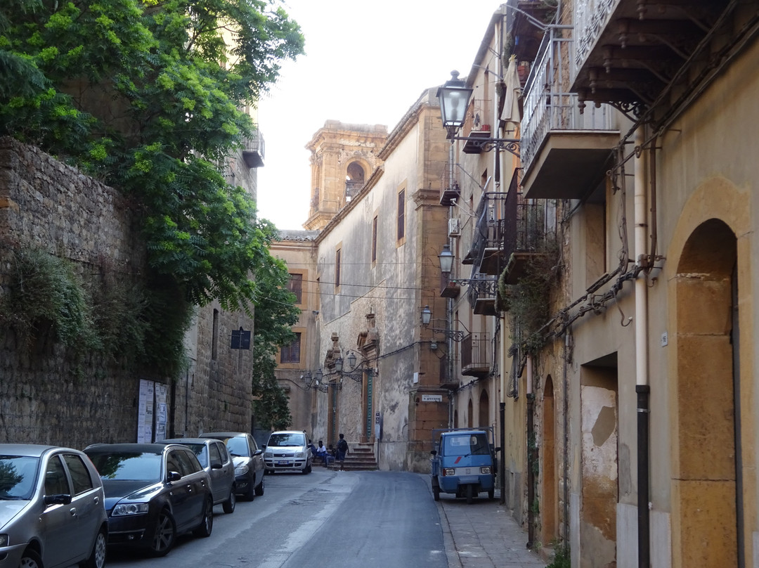 Chiesa di San Giovanni Evengelista-皮亚扎－阿尔梅里纳必去景点