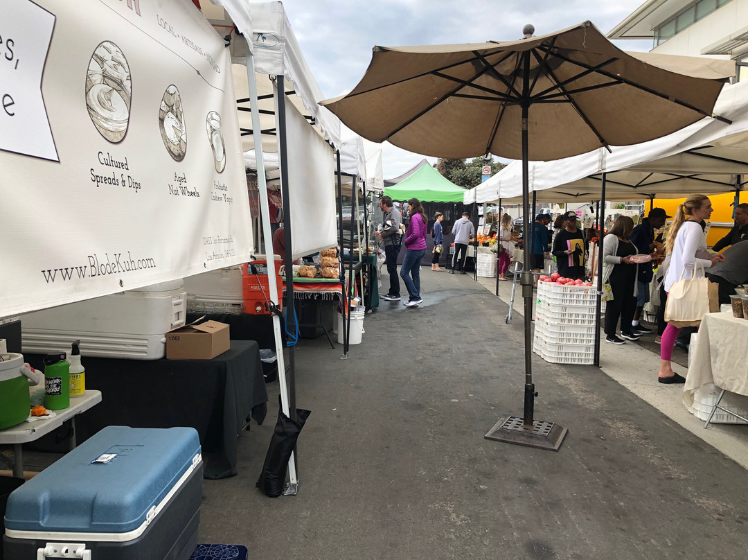 Manhattan Beach Farmers Market-曼哈顿海滩必去景点