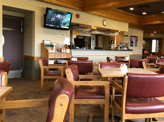 Gonor Station餐馆和美食-Oscars at Larters