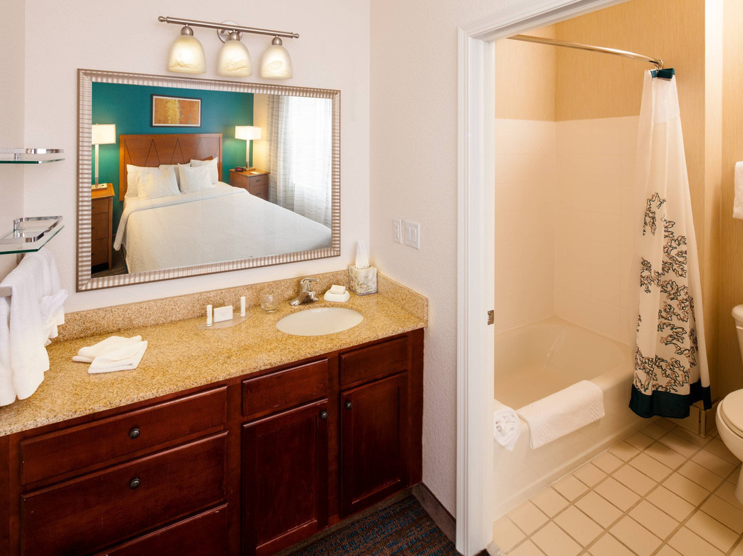 Residence Inn By Marriott Wichita East At Plazzio主图