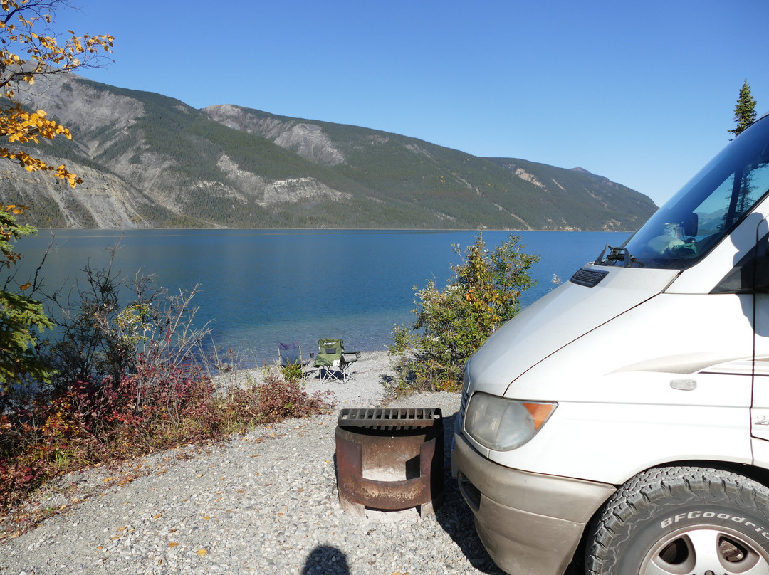 Muncho Lake Provincial Park景点图片