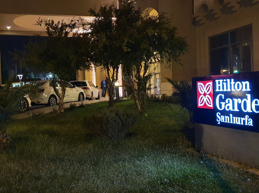 希尔顿花园桑尼乌法酒店主图