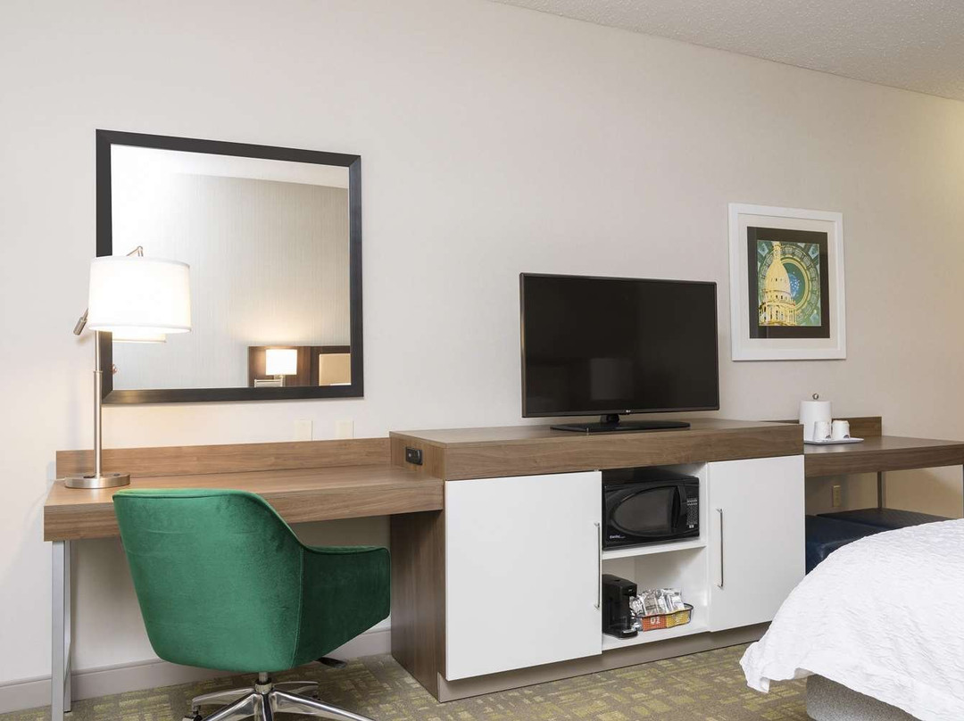 Hampton Inn & Suites East Lansing/okemos主图