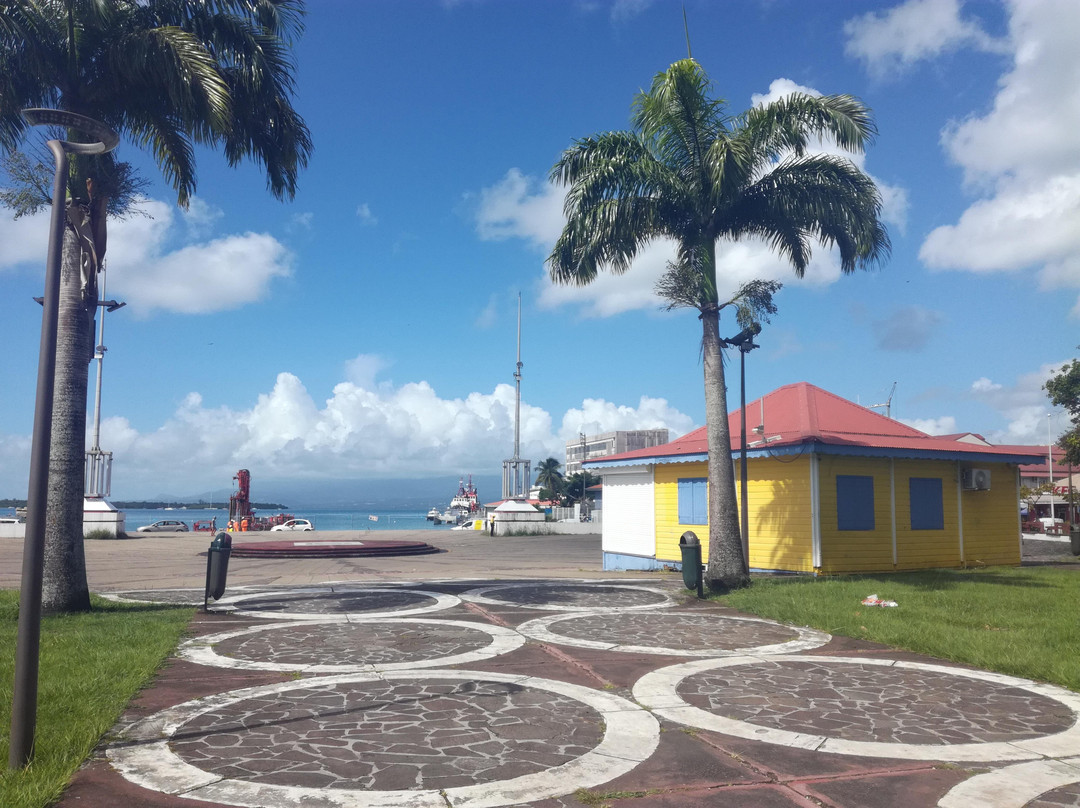 Île y a - Free walking tours景点图片