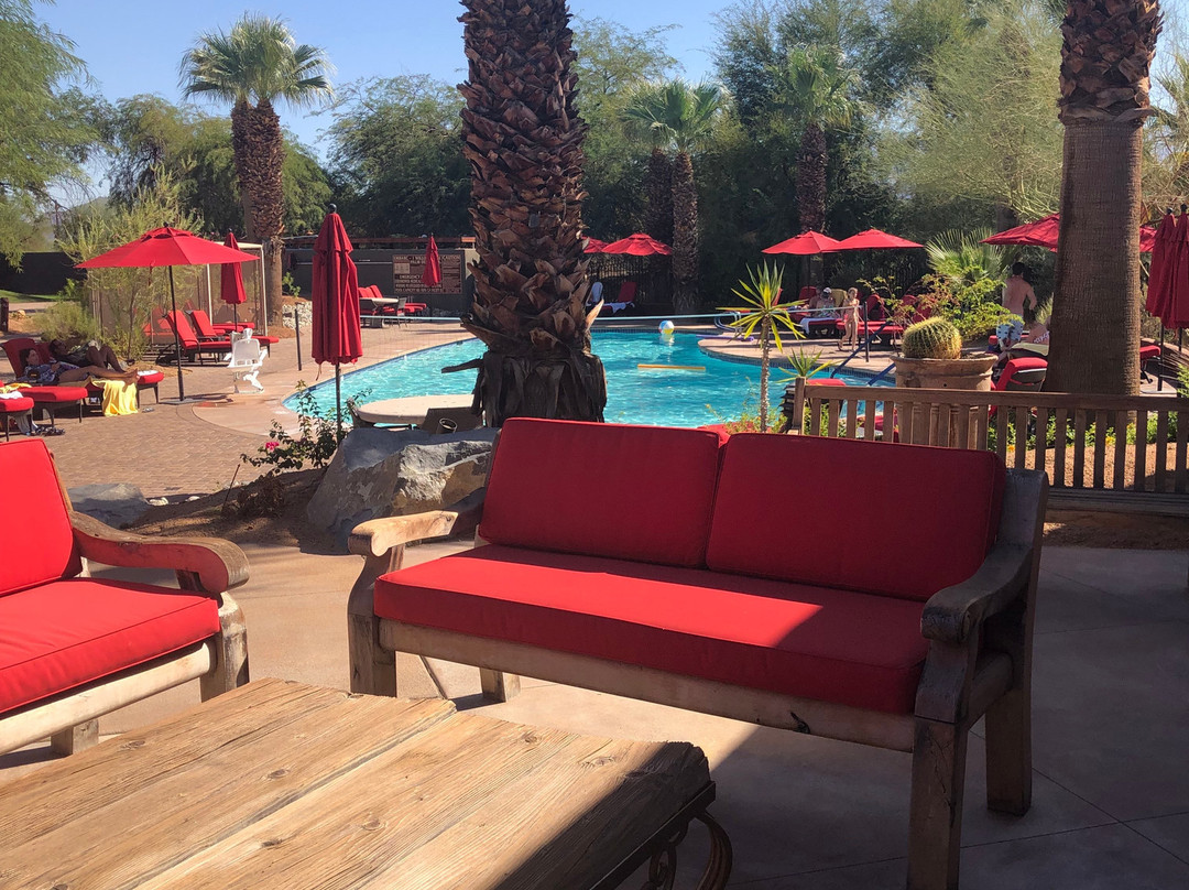 棕榈沙漠 - 因特拉韦斯特俱乐部酒店主图