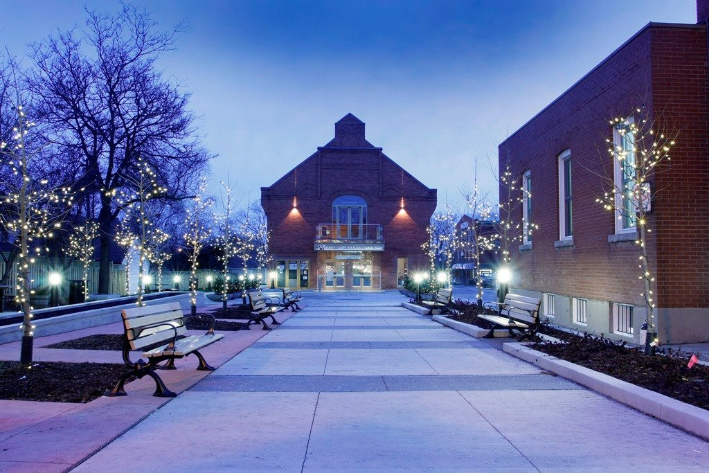 19 on the Park - Lebovic Centre For Arts & Entertainment景点图片