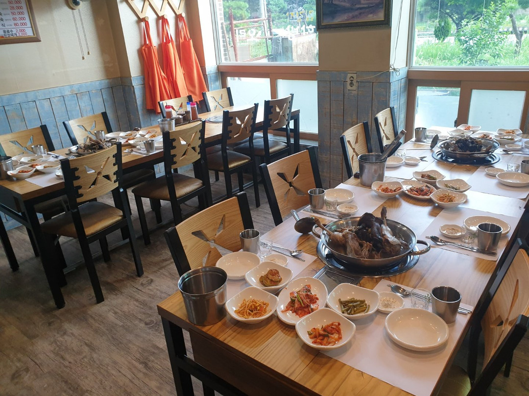 安城市餐馆和美食-Kim Gyeongja Han Banghwang Duck