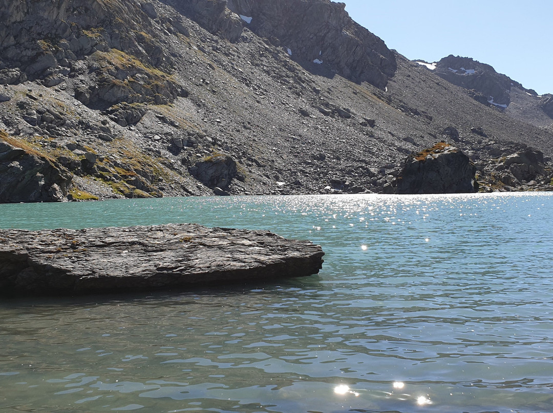 Laghi di Bella Comba-La Thuile必去景点