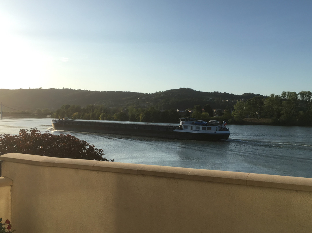 Le Beau Rivage主图