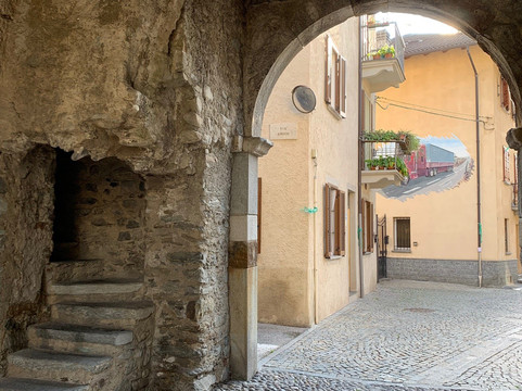 B&B e Movimento主图