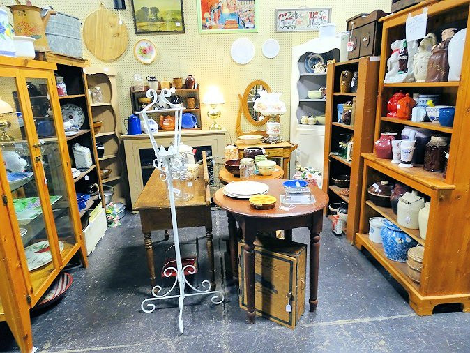 Antiques on 231-Lebanon必去景点