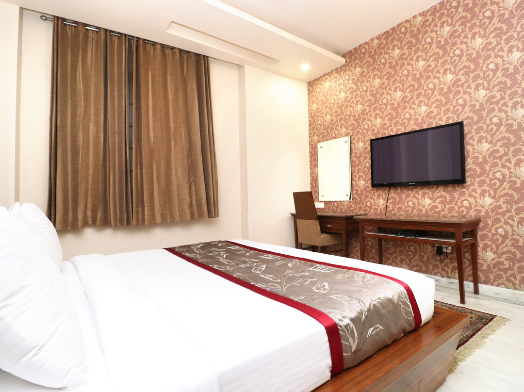 Hotel Leela Grande主图