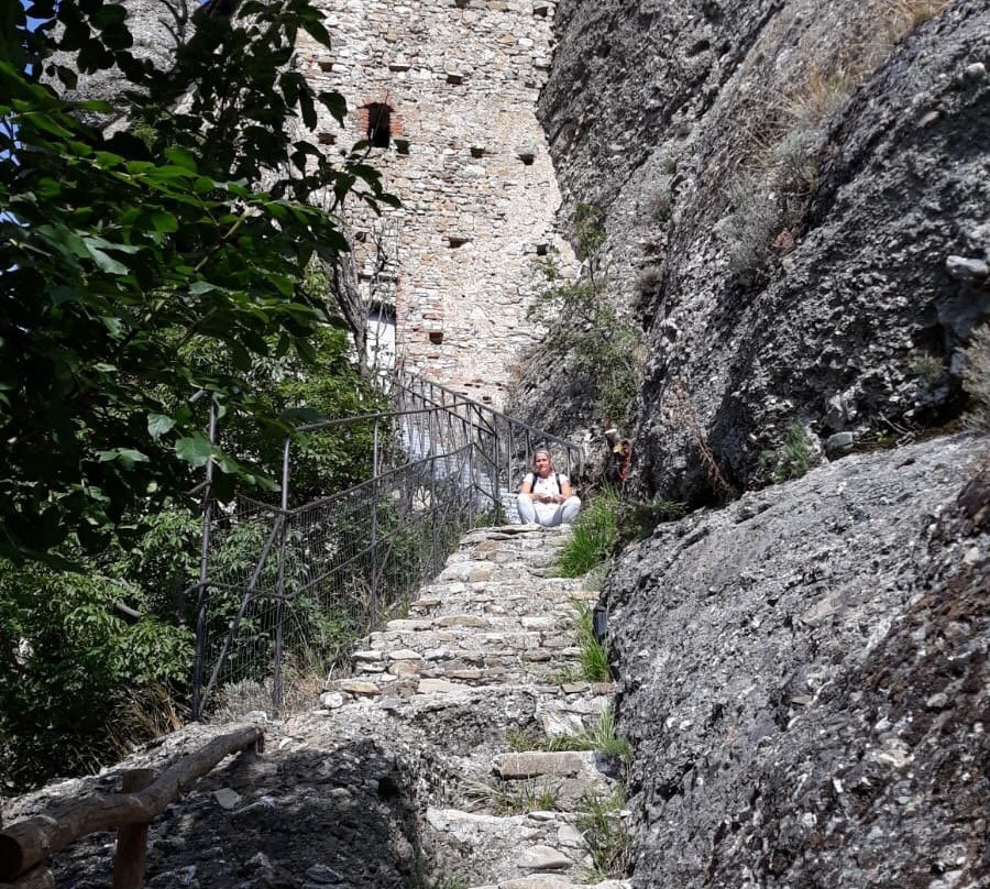 Castello Della Pietra-Vobbia必去景点