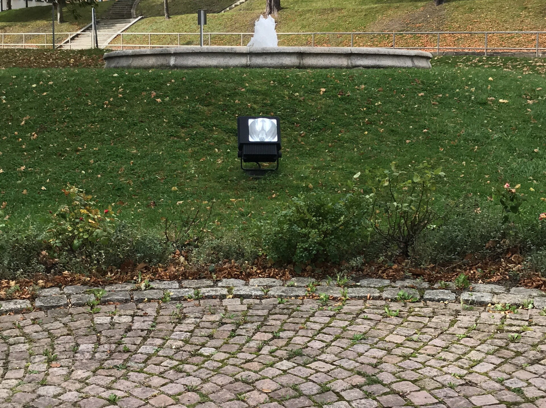 Wasserbrunnen Zum Heiligen Kreuz景点图片