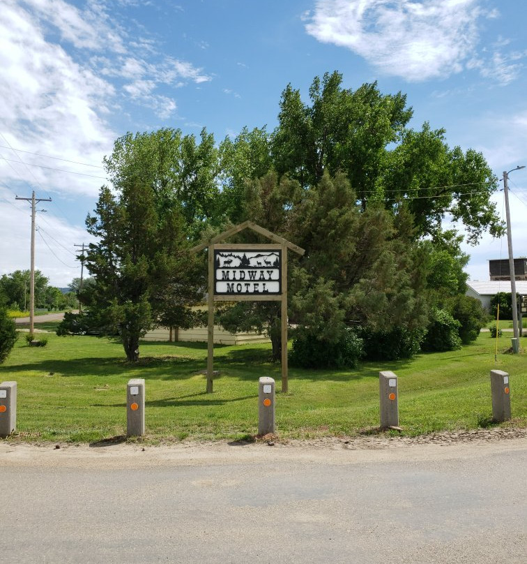 Midway Motel主图