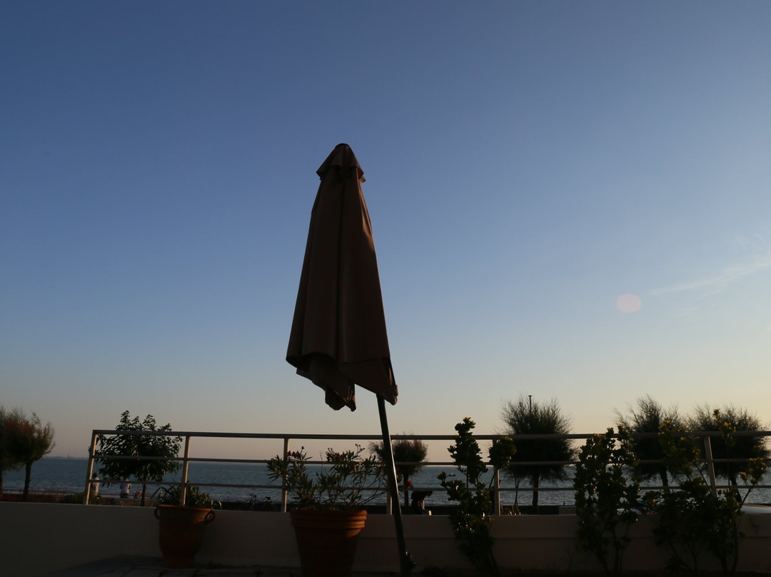 Hotel Le Trident Thyrse主图