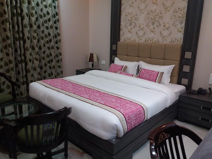 Hotel Ozas Grand主图