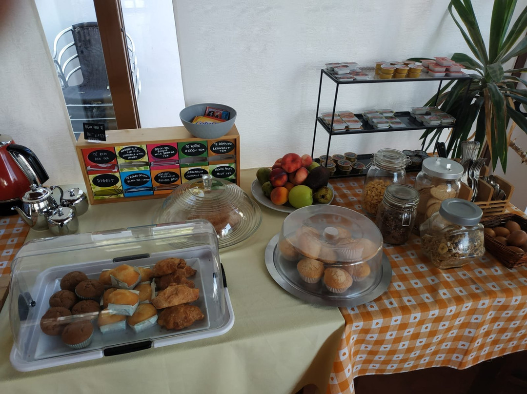 鸽子乡村酒店主图