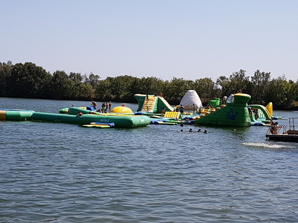 Waterworld lac du dramont-Puget-sur-Argens必去景点