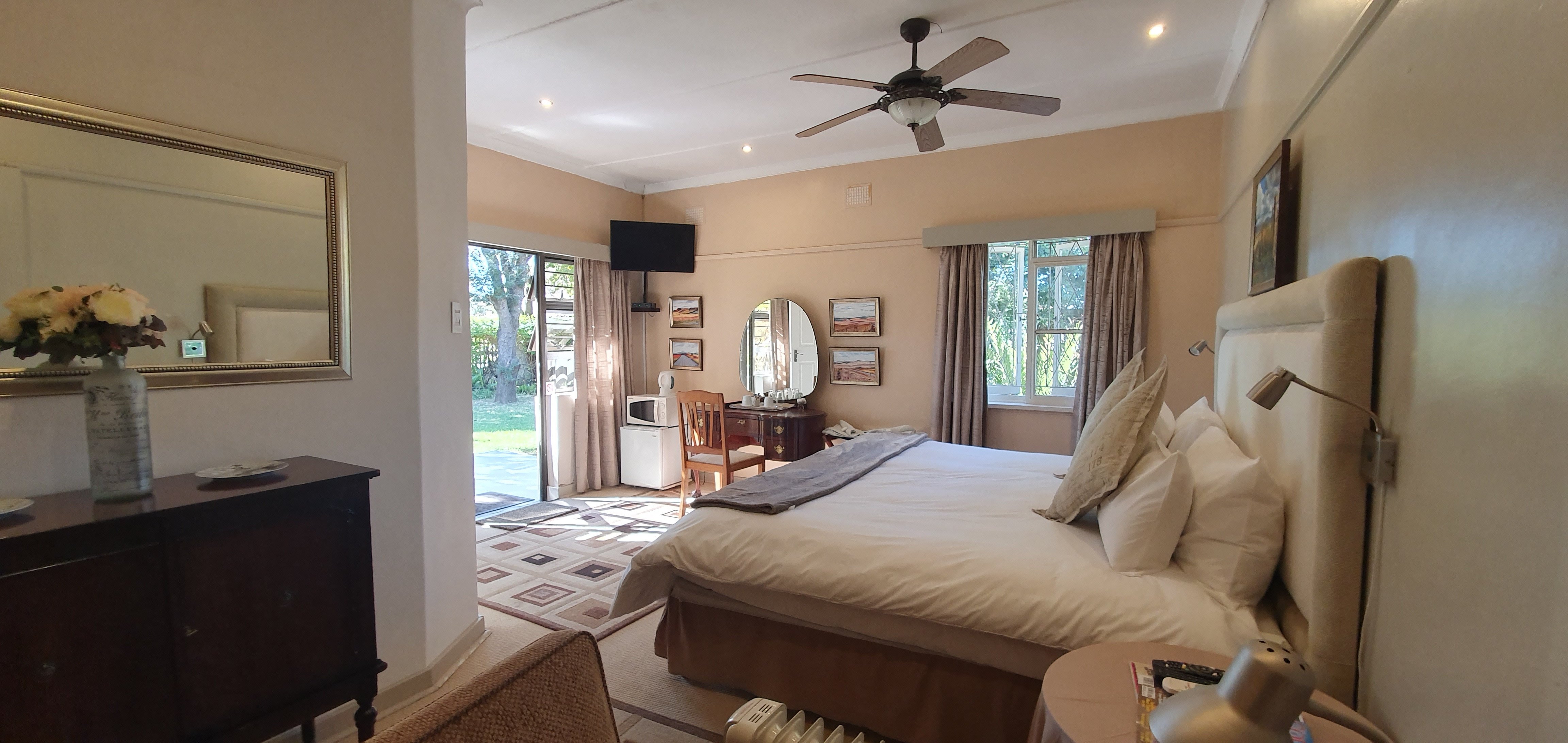 Chez Nous Bed and Breakfast-官方