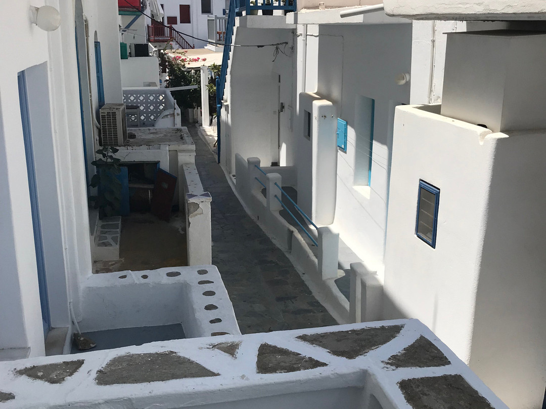 迦里尼酒店主图